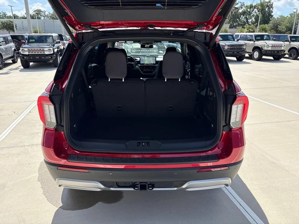 New 2026 Red Ford Platinum image 30