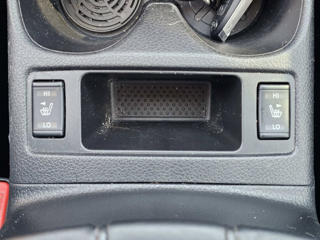 Used 2020 Gray Nissan SL image 34