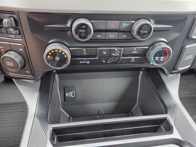 New 2026 Oxford White Ford F-350® XLT image 19