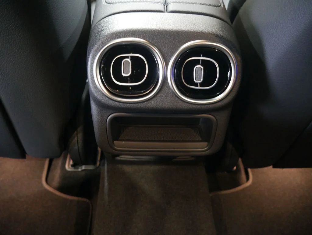 Certified Used 2026 Black Mercedes-Benz GLC 300 image 38