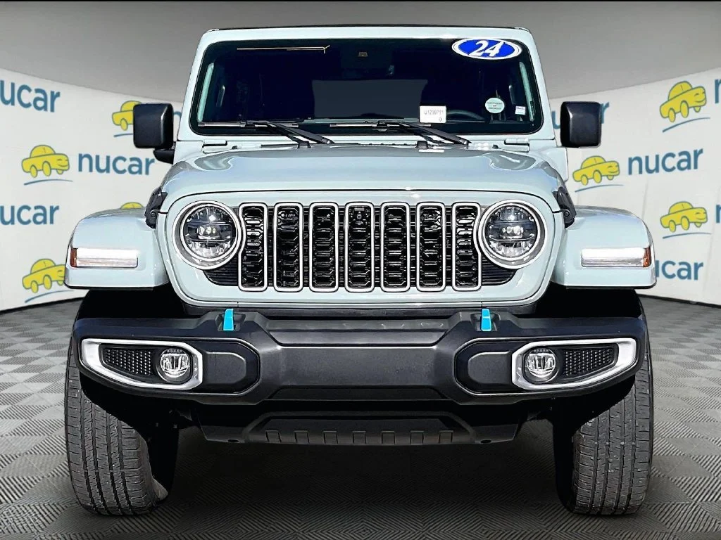 Used 2024 Gray Jeep Sahara 4xe image 2