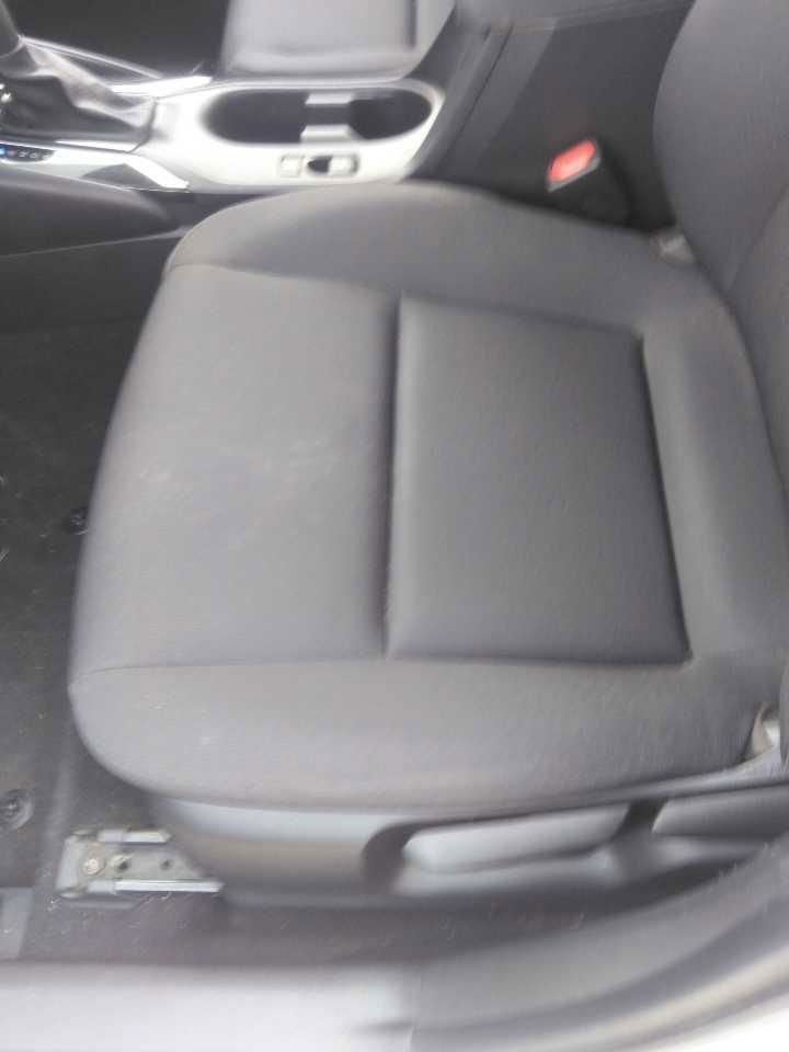 Used 2024 White Toyota LE image 7