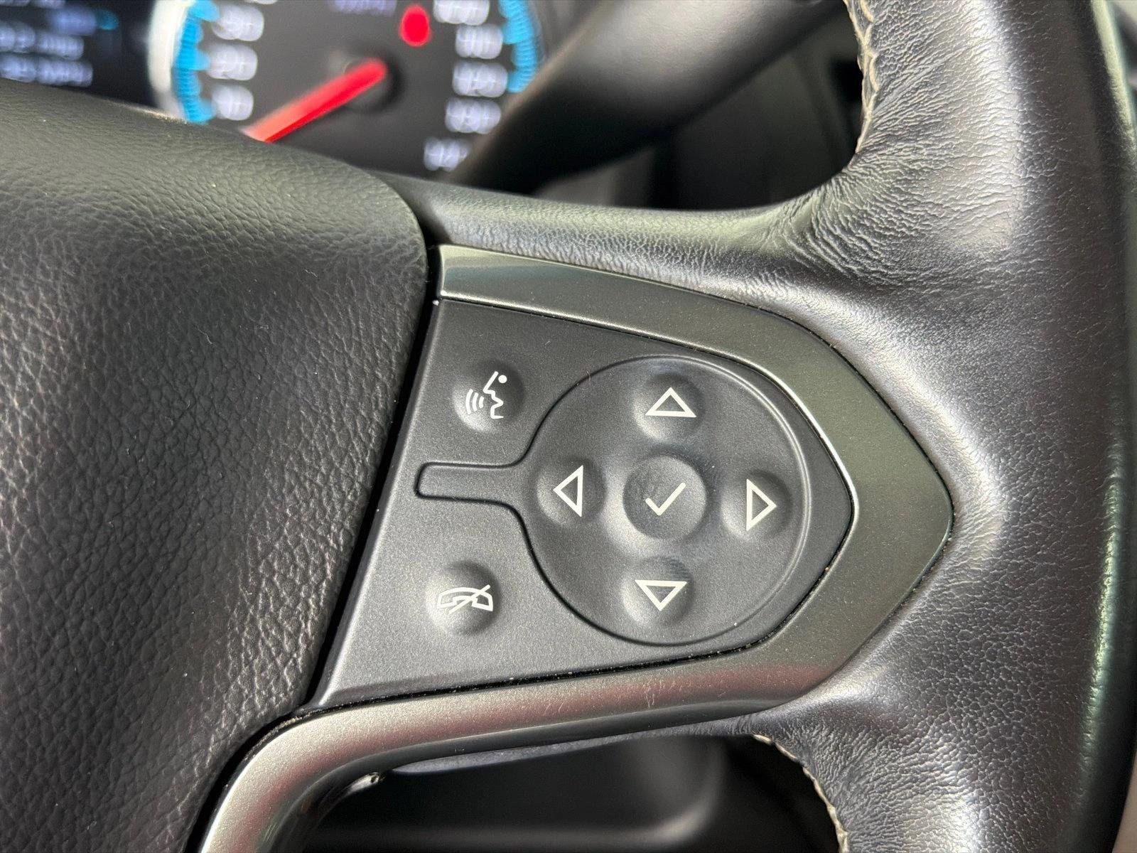 Used 2018 Black Chevrolet Premier image 29