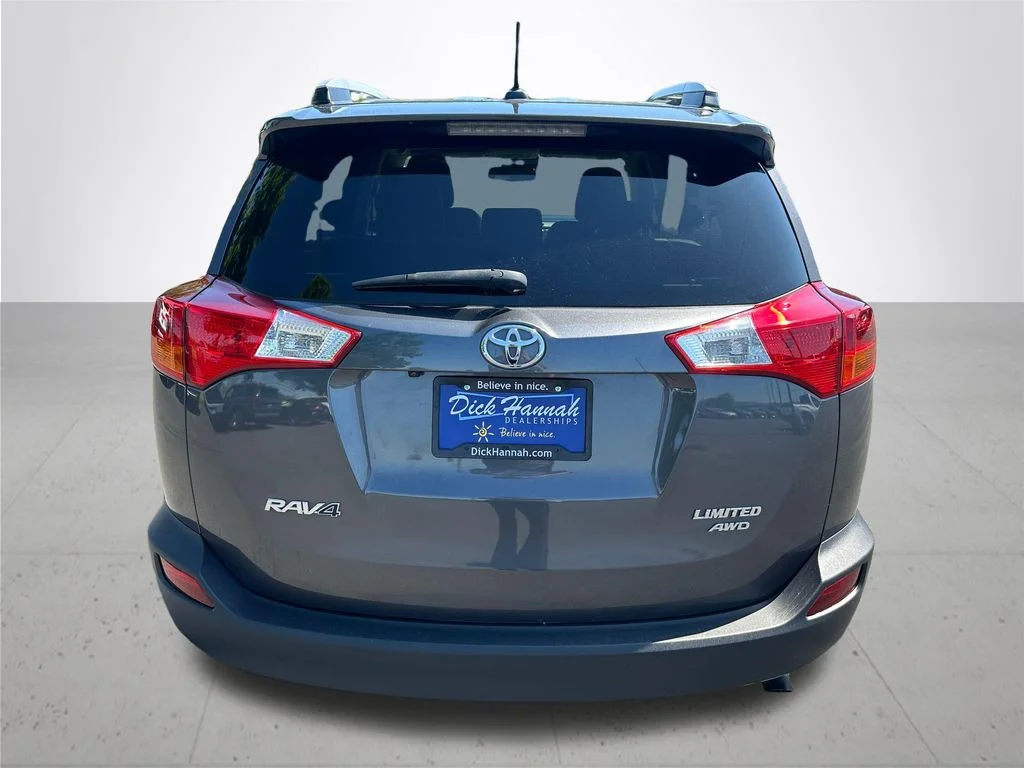 Used 2015 Gray Toyota Limited image 8