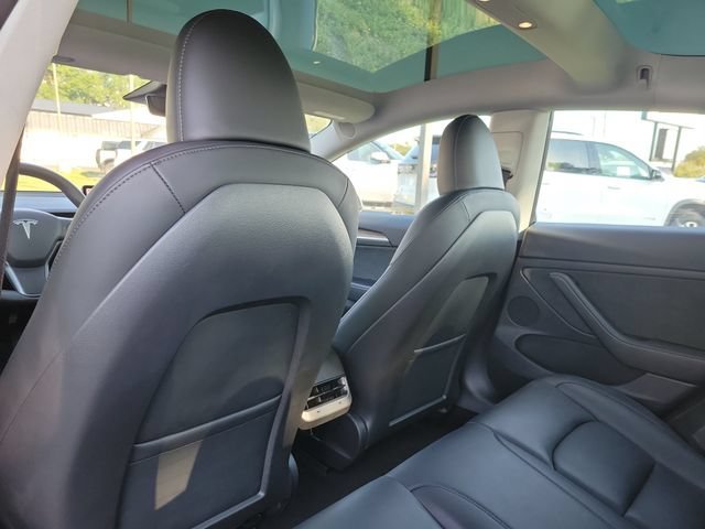 Used 2023 White Tesla 4DR RWD image 23