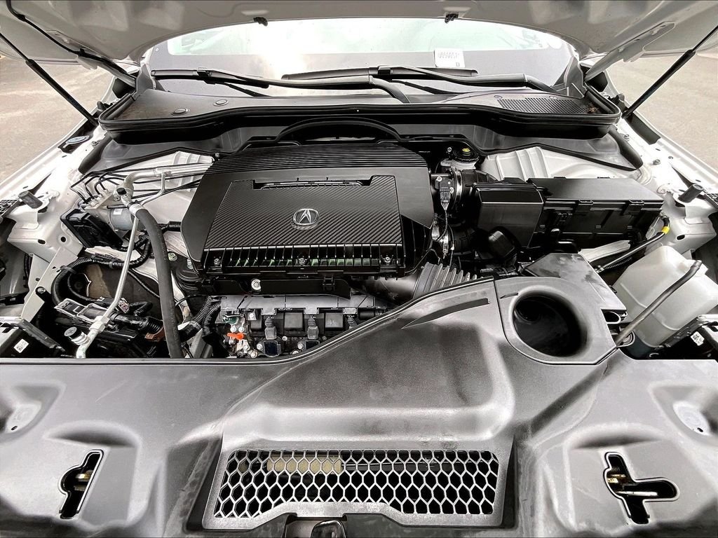 Used 2025 White Acura Technology Package image 31