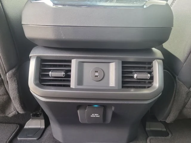 Used 2025 White Ford Lariat image 14