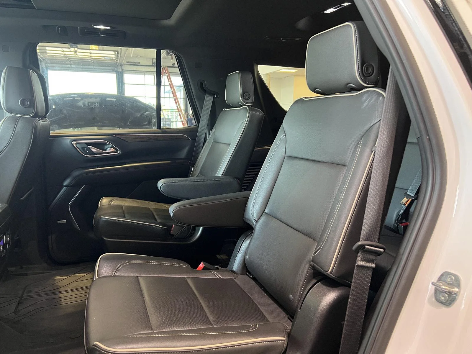 Used 2023 Summit White Chevrolet Premier image 17