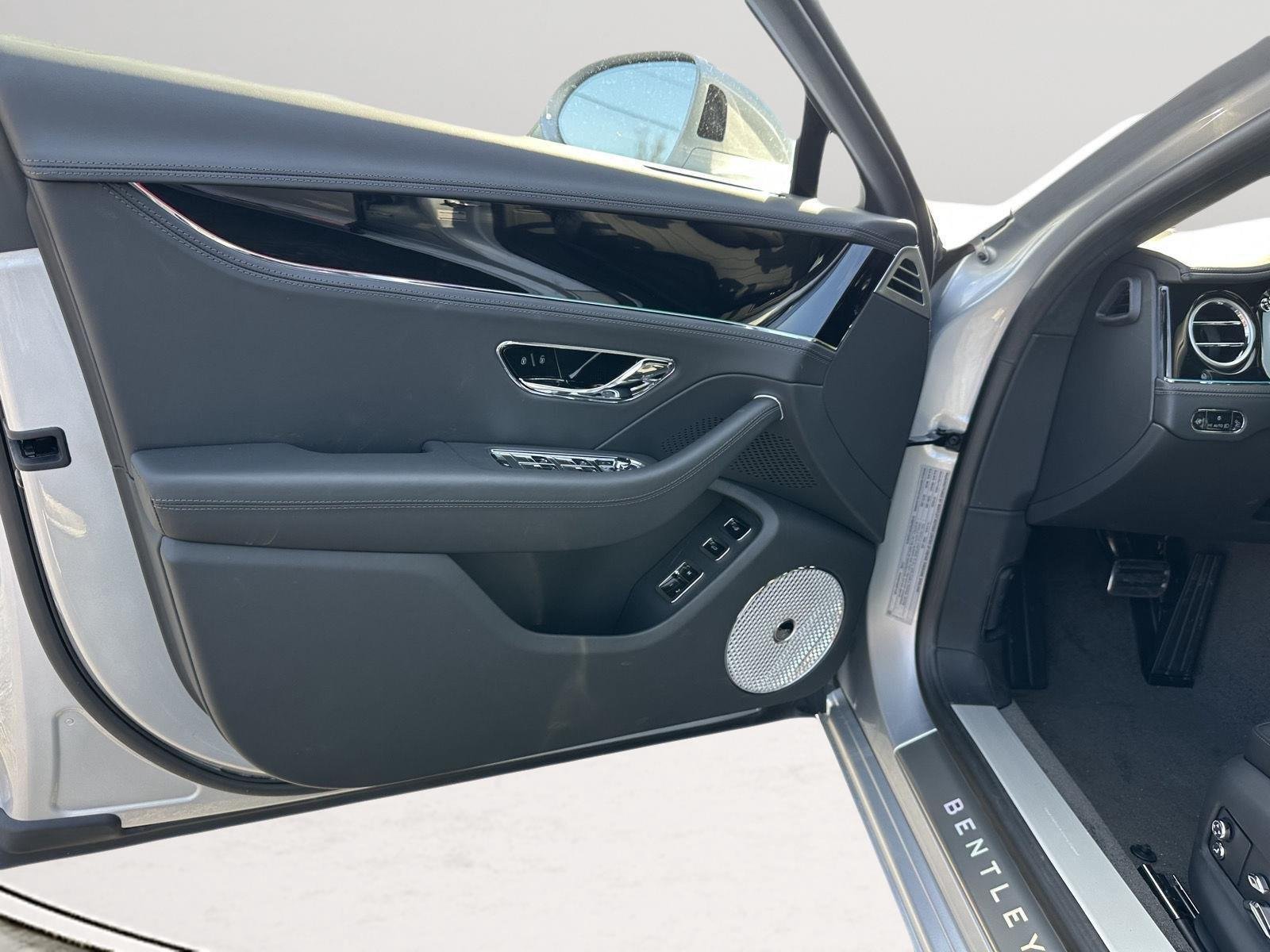 2026 Bentley Flying Spur - Photo 63
