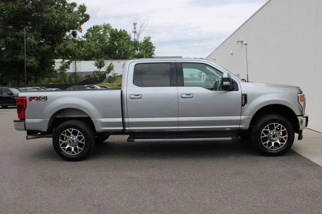 Used 2022 Silver Metallic Ford Lariat image 35