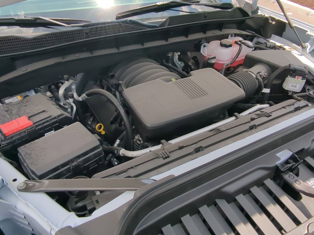 New 2026 Glacier White Tricoat GMC Denali image 30