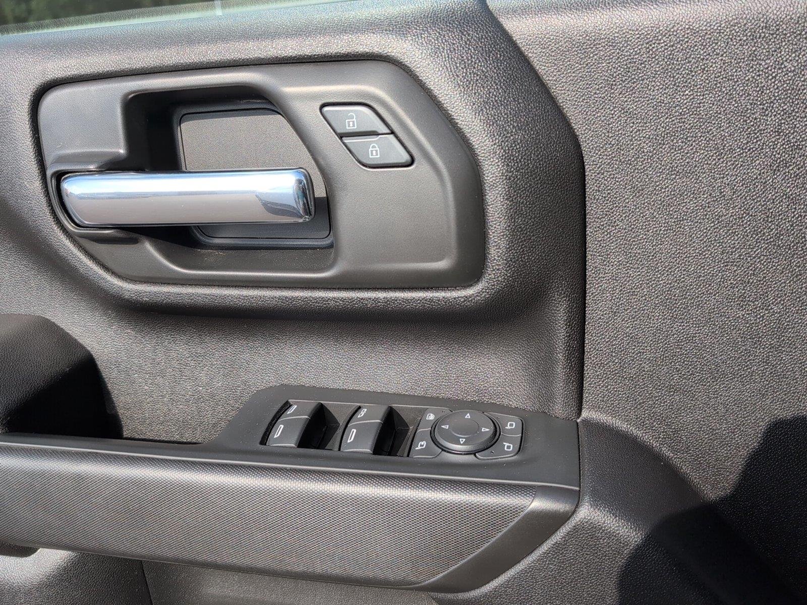 Used 2024 Summit White Chevrolet Custom image 17
