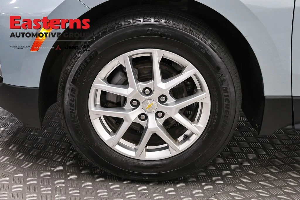 Used 2022 Blue Chevrolet LT image 31