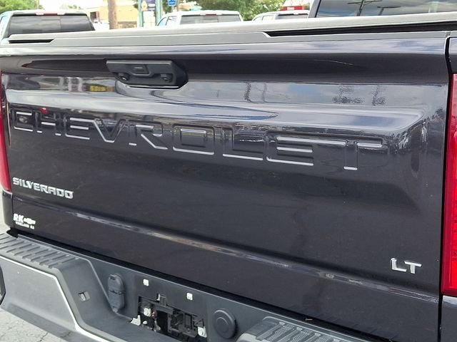 Used 2022 Gray Chevrolet LT image 31