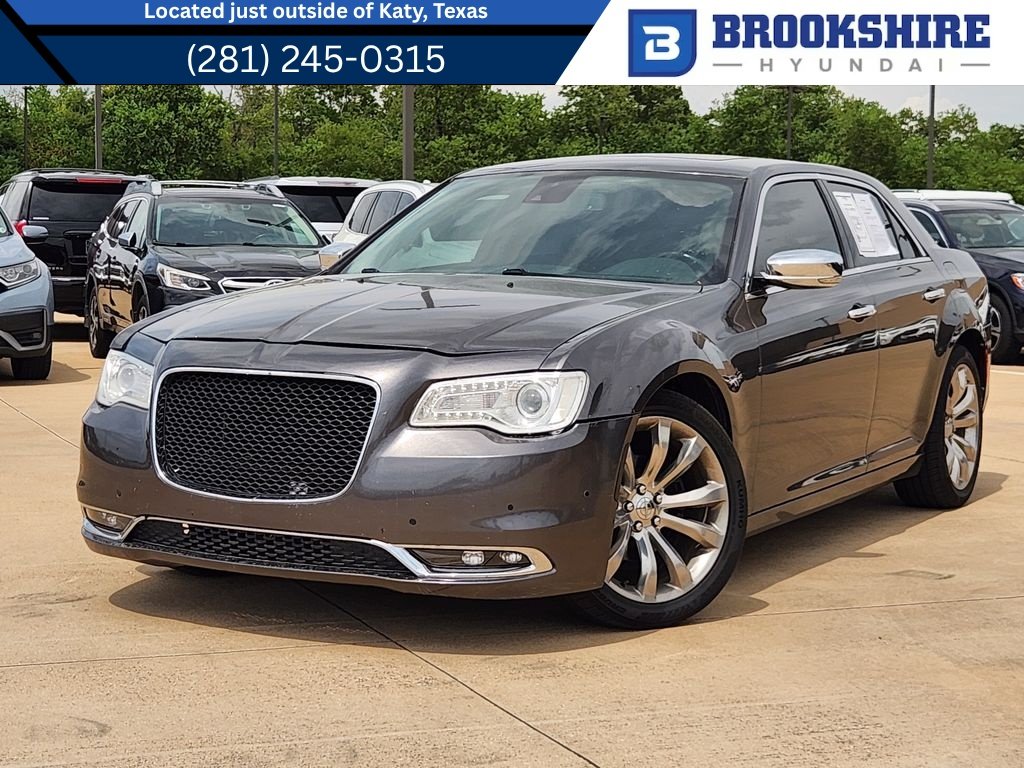 Used 2019 Granite Crystal Metallic Clearcoat Chrysler Limited image 1
