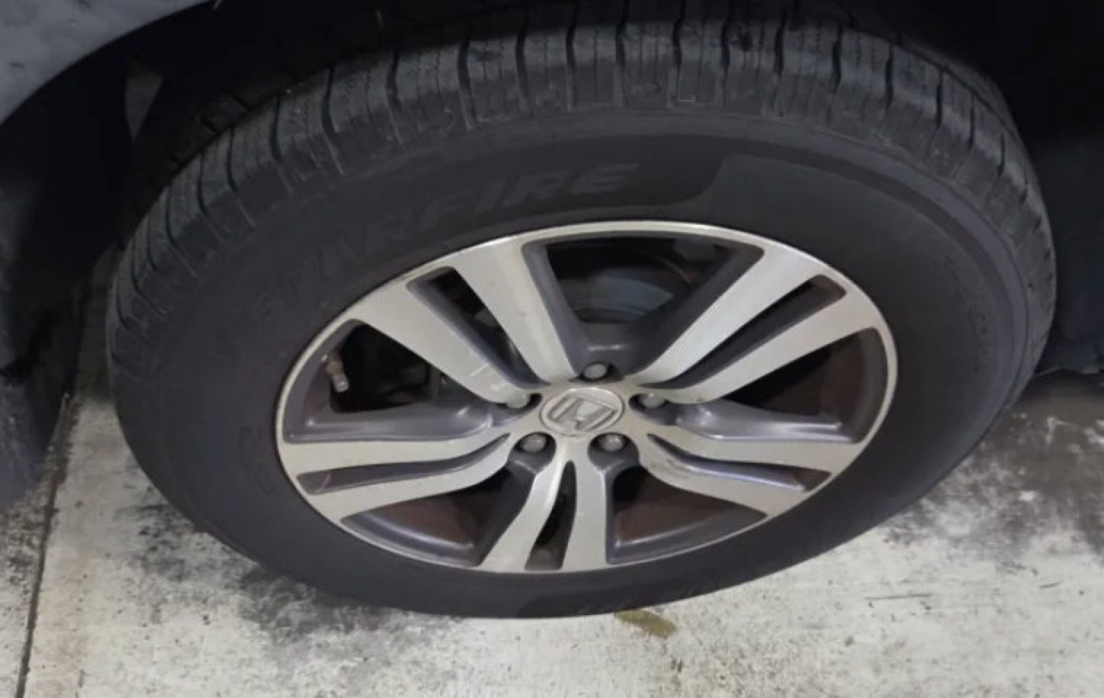 Used 2017 White Diamond Pearl Honda EX-L image 5