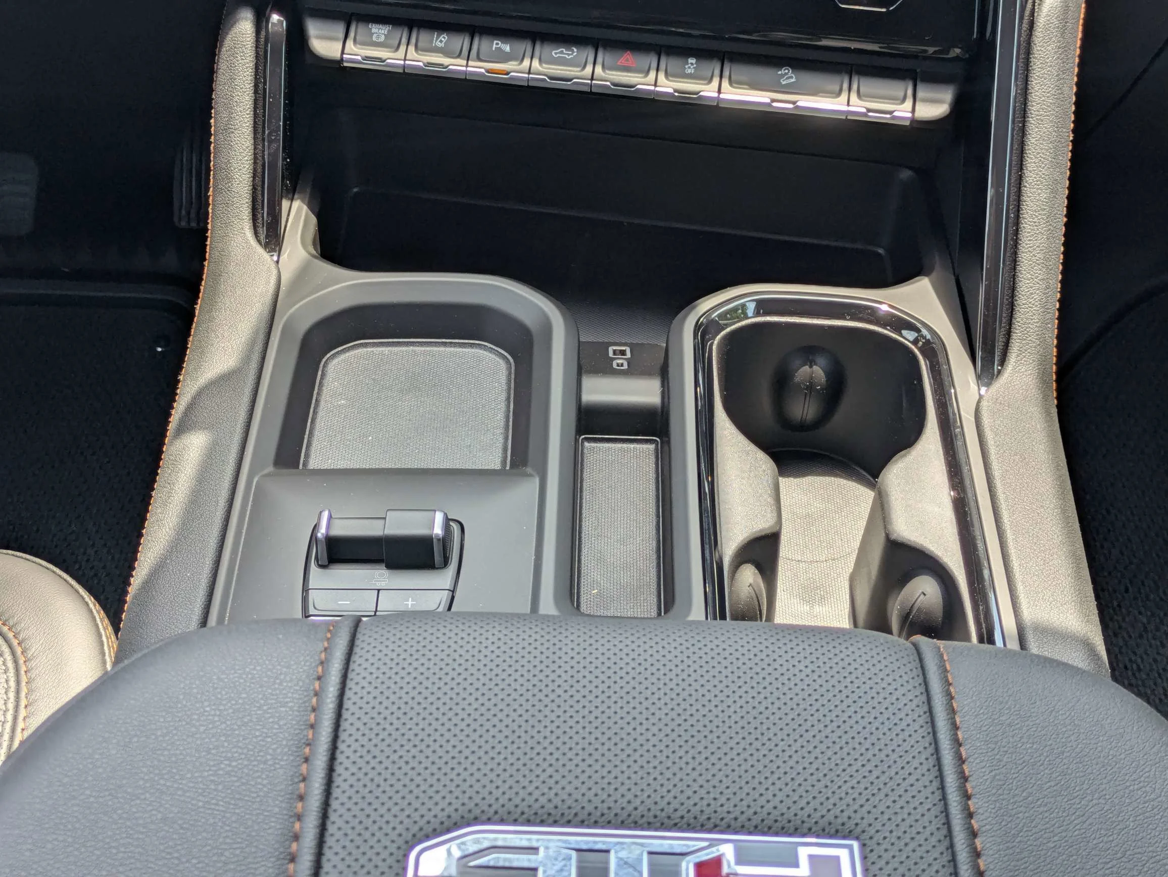2026 GMC Sierra 2500HD AT4 - Photo 19