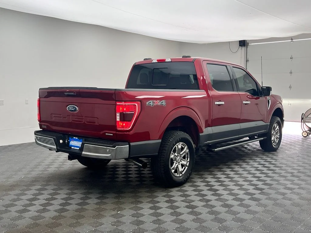 Used 2021  Ford XLT image 8