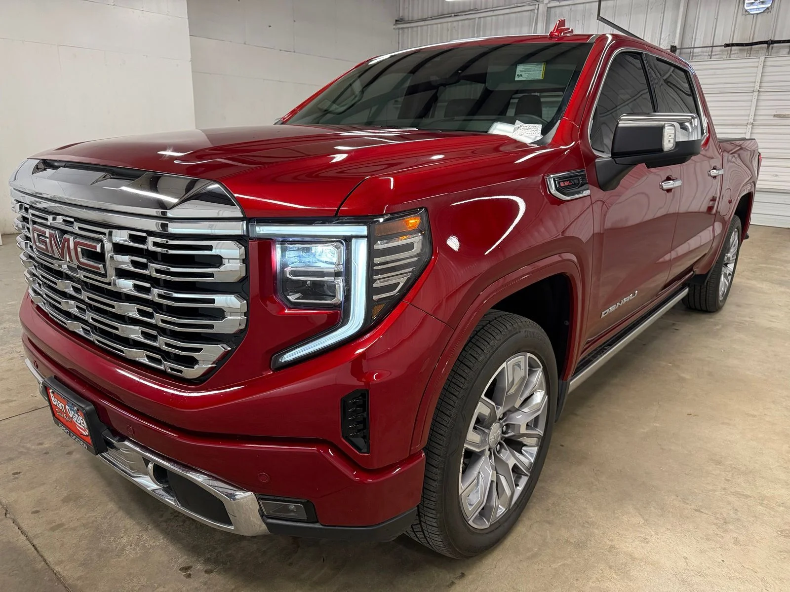 Used 2024 Red GMC Denali image 3