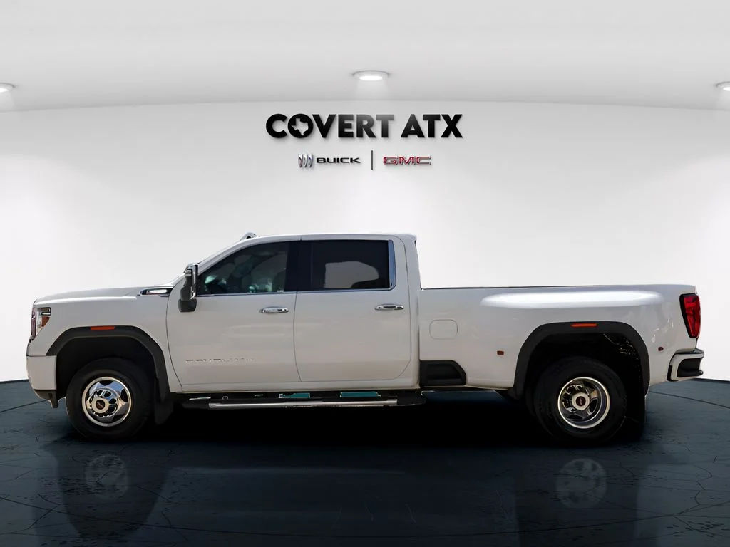 Used 2022 White GMC Denali image 5
