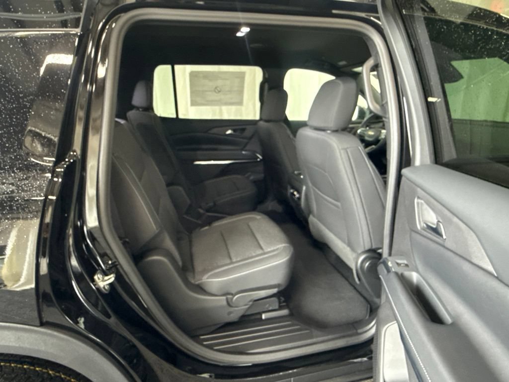 2027 Chevrolet Traverse LT - Photo 23