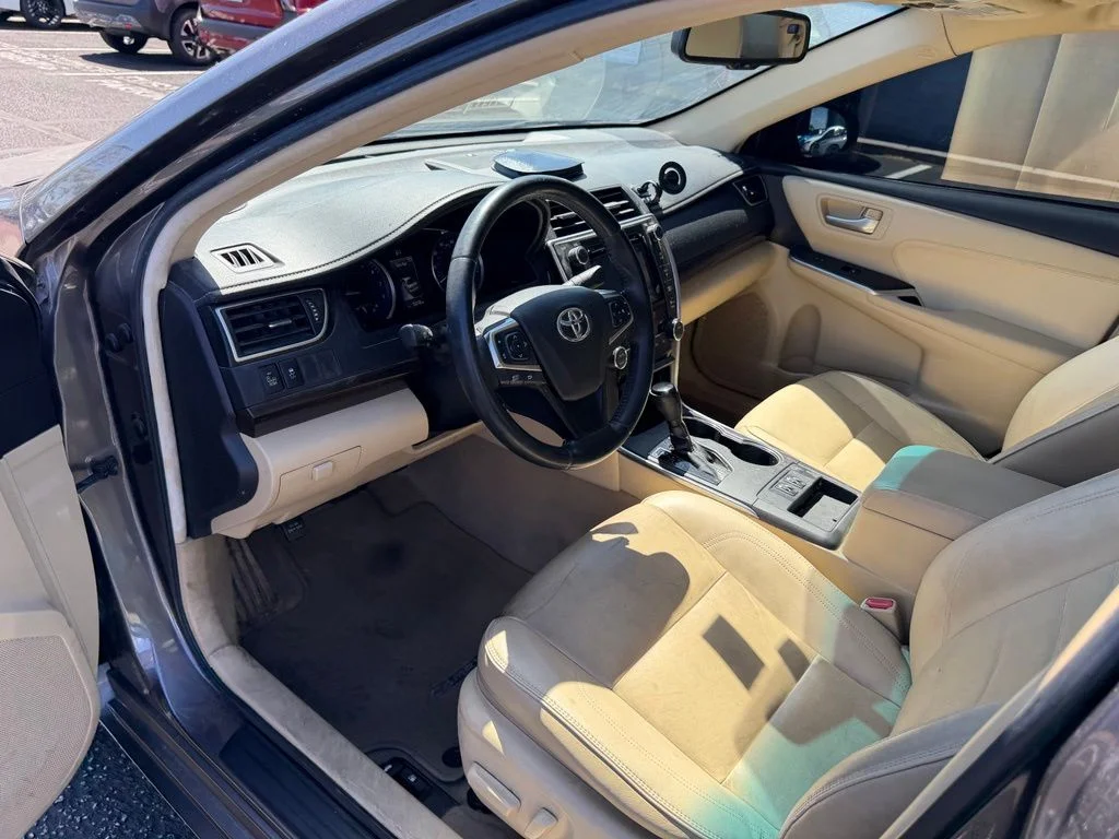Used 2015 Gray Toyota XLE image 13
