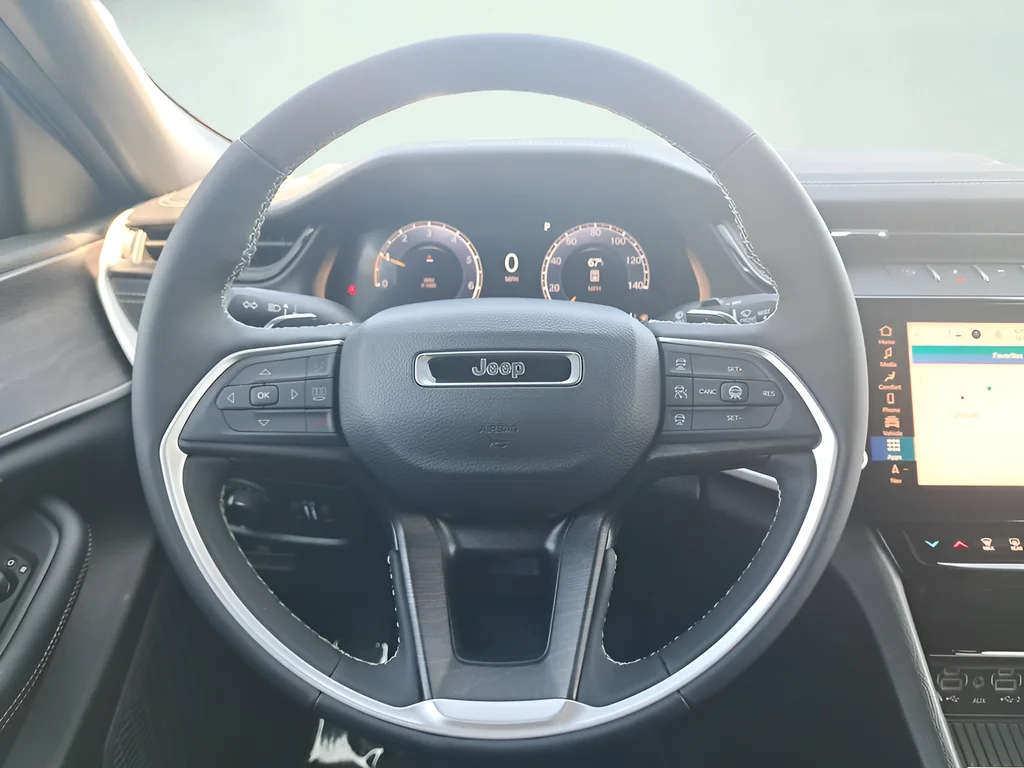New 2026 Bright White Clearcoat Jeep Altitude image 18