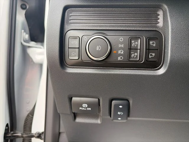 Used 2025 White Ford XL image 14