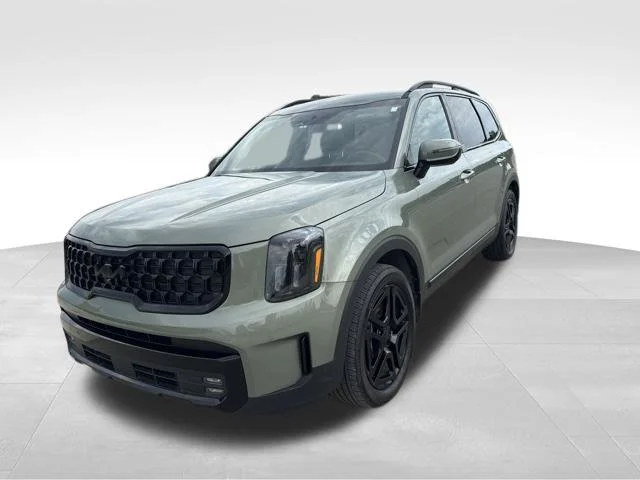 Certified Used 2025 Green Kia SX X-Line image 7