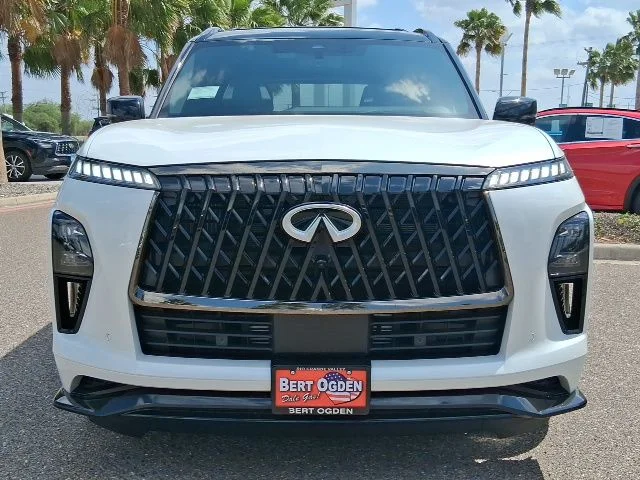 New 2026 2T RADIANT WHIT INFINITI Sport 4WD image 2