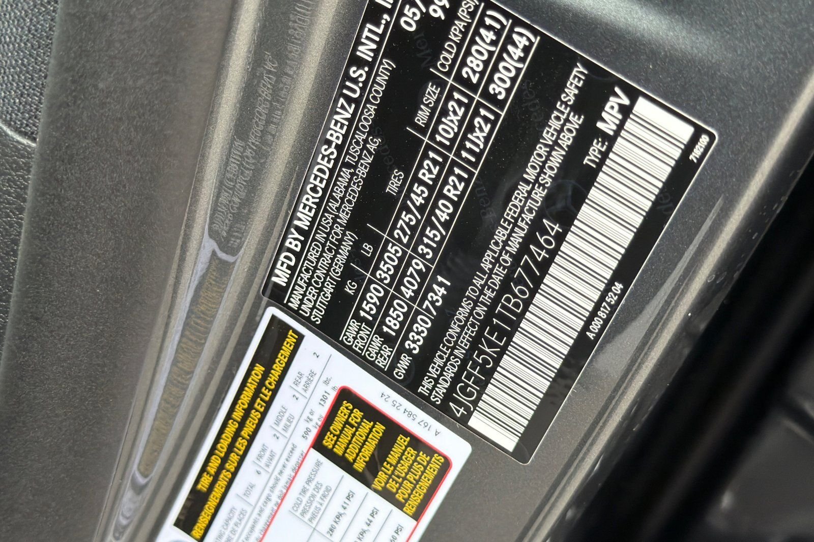 New 2026 Selenite Grey Metallic Mercedes-Benz GLS 450 image 38