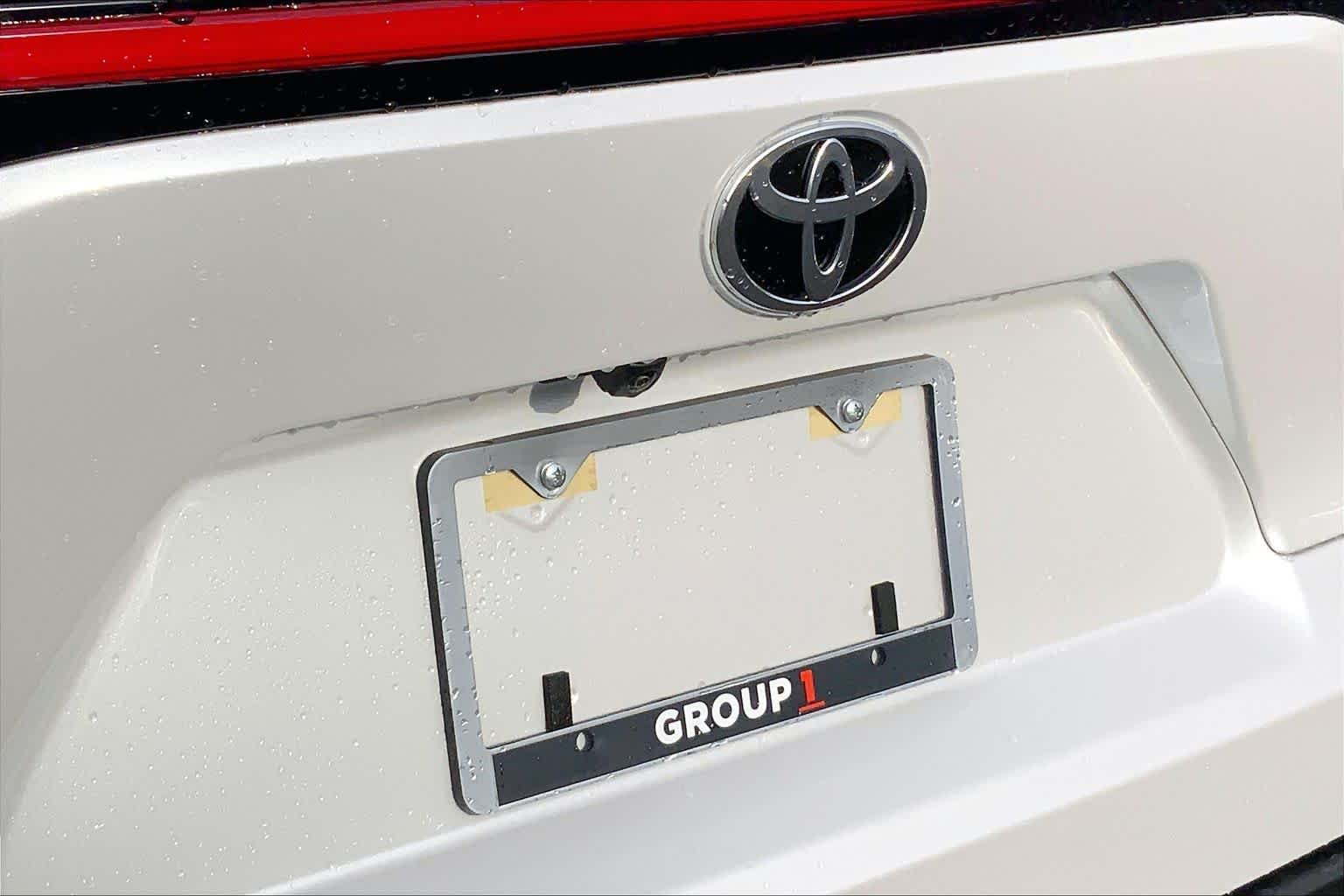 Used 2026 Wind Chill Pearl Toyota XLE Plus image 30