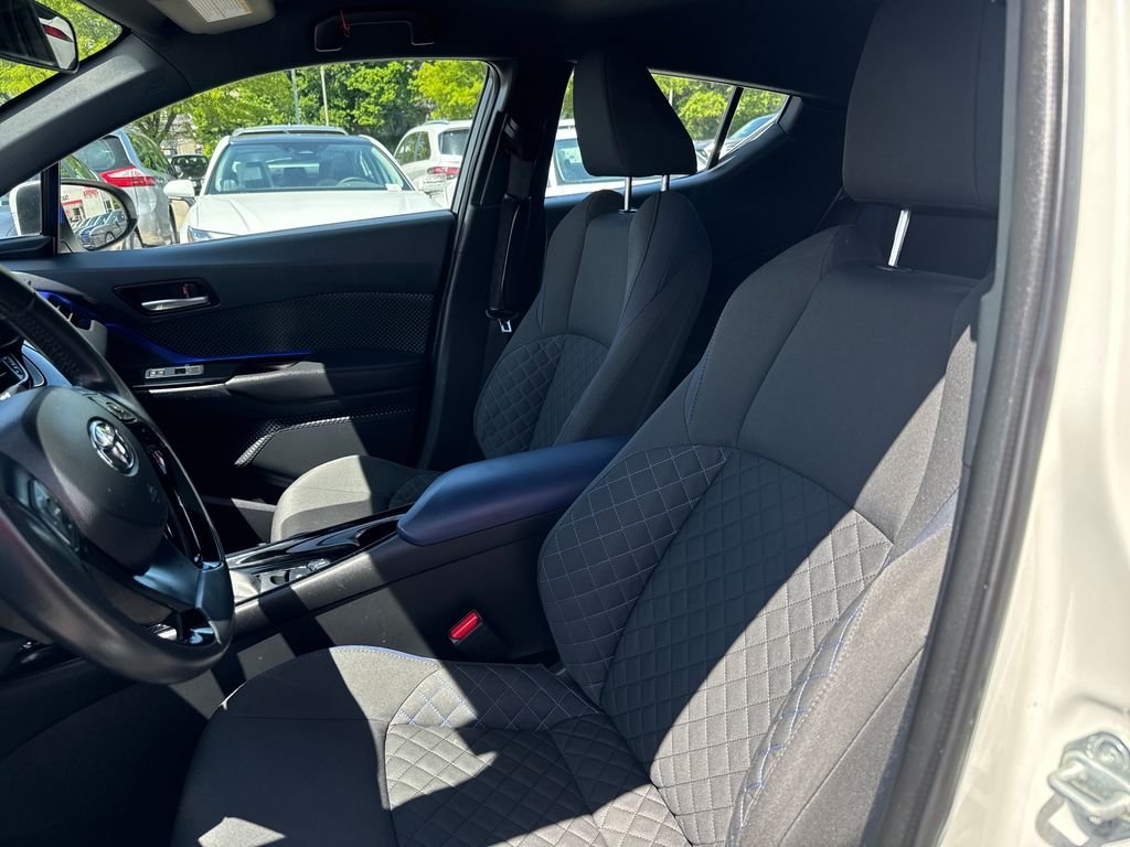 Certified Used 2020 White Toyota XLE image 15