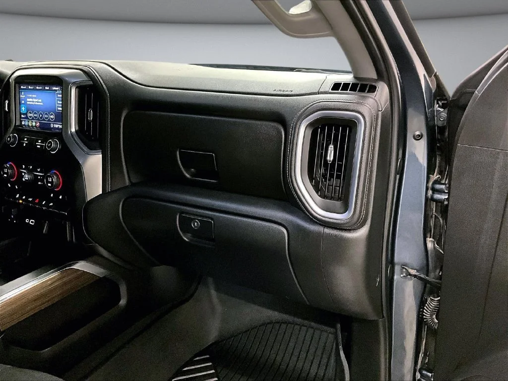 Used 2020 Gray Chevrolet LT Trail Boss image 27