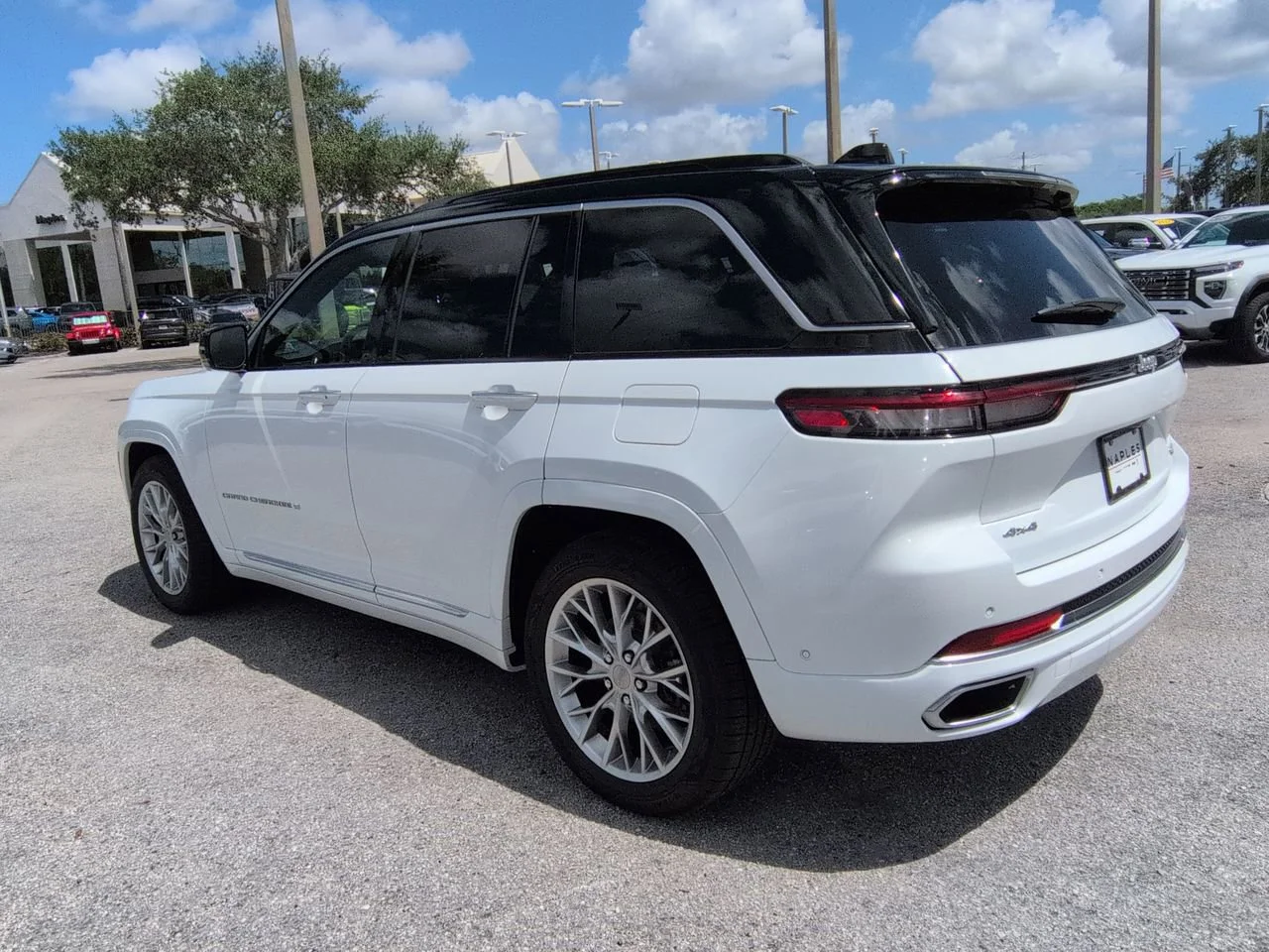 2024 Jeep Grand Cherokee Summit - Photo 7