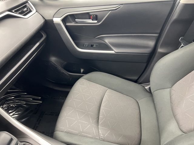 Used 2023 Black Toyota XLE image 17