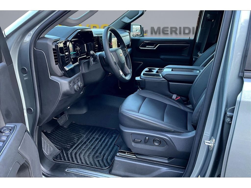 2026 Chevrolet Silverado 1500 LT - Photo 6