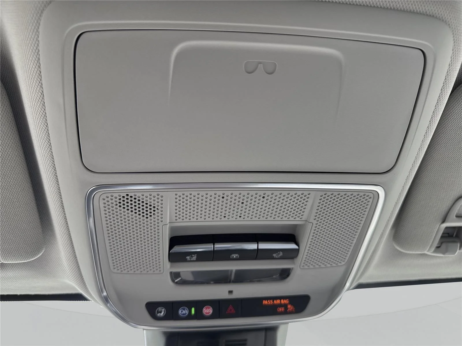 New 2026 Glacier White Tricoat GMC Denali image 29