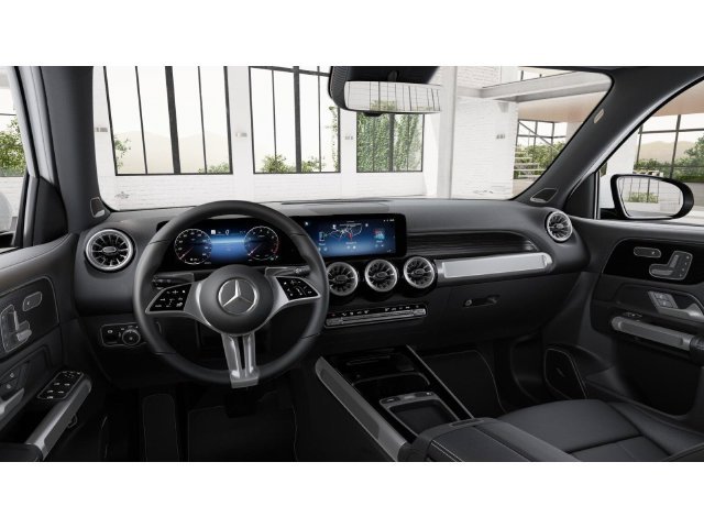 New 2026 Polar White Mercedes-Benz GLB 250 image 3