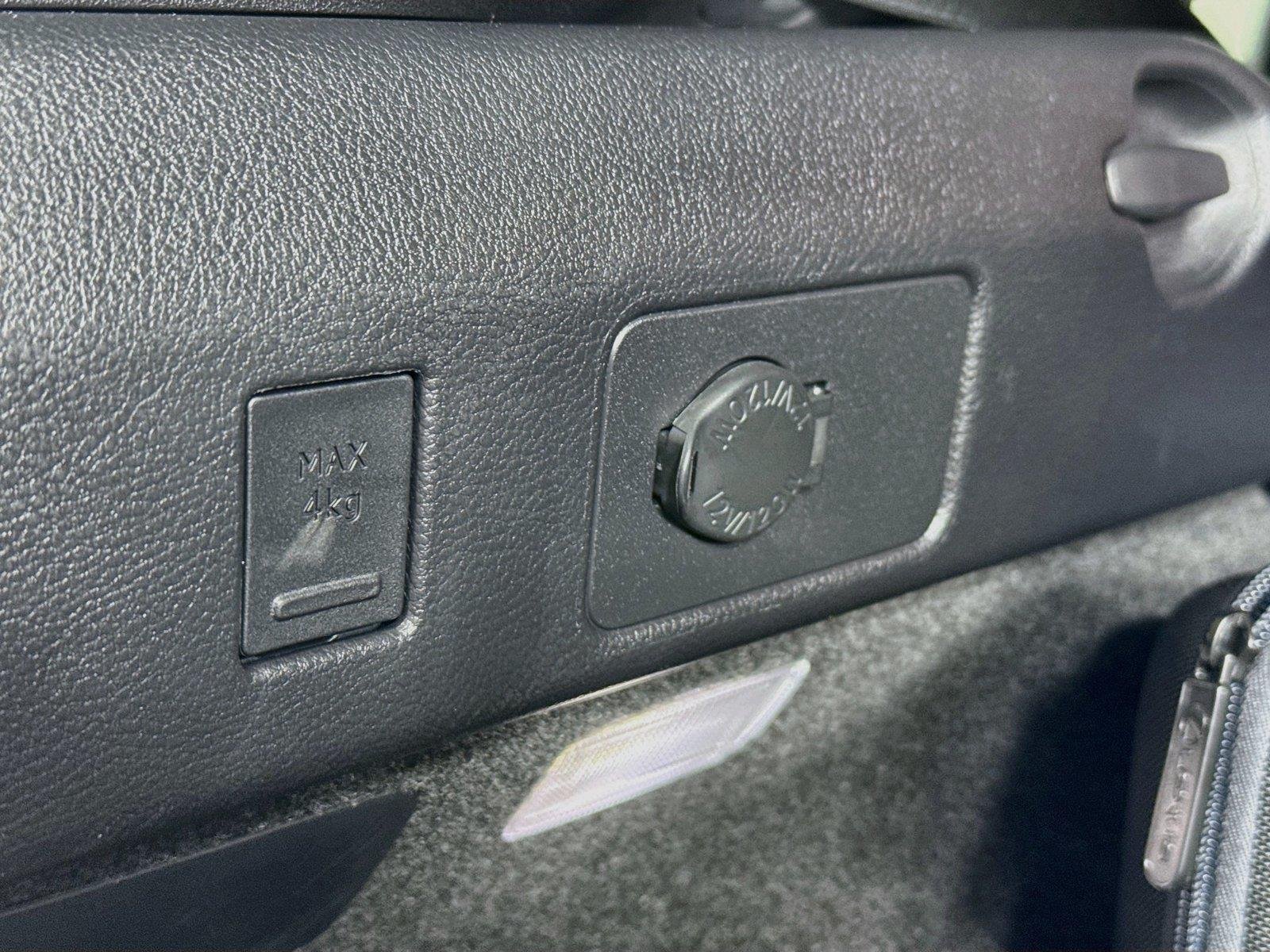 Used 2024 Iridium w/ Obsidian Roof Lexus UX 250h F SPORT Handling image 41
