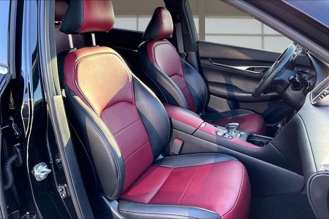 Used 2023 Black INFINITI SENSORY image 7