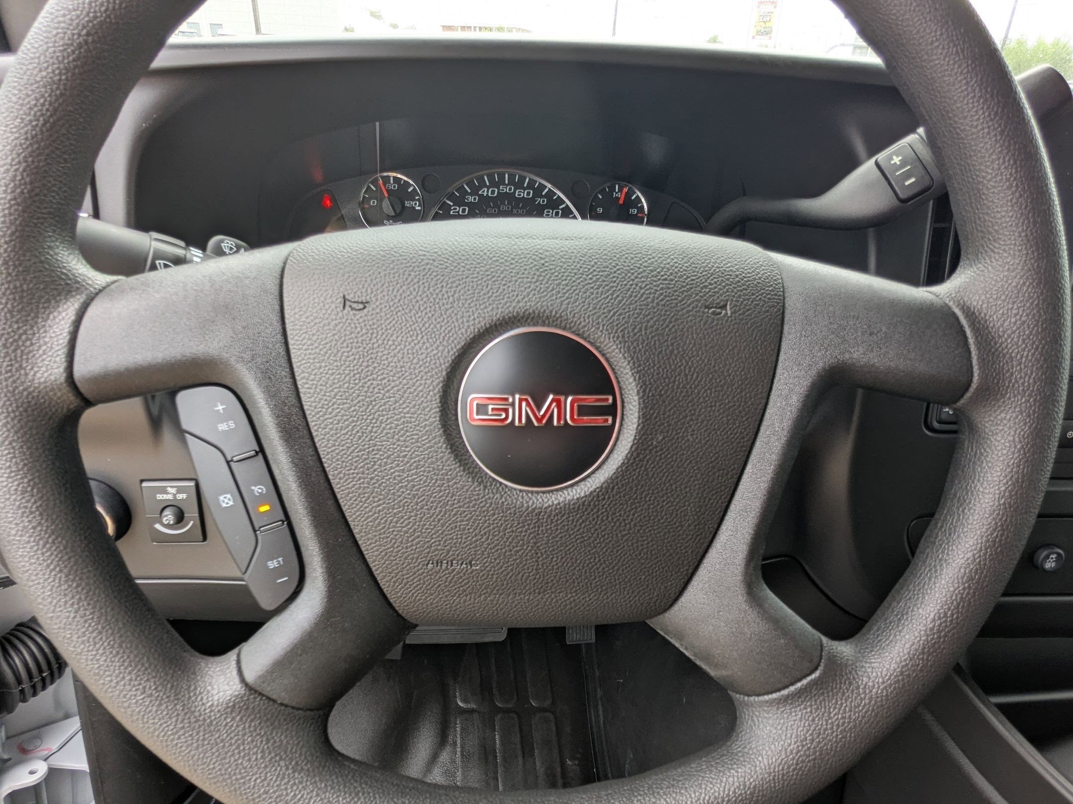 2025 GMC Savana Cargo Work Van - Photo 9
