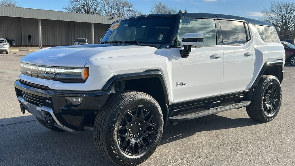 New 2025 Interstellar White GMC 2X image 7