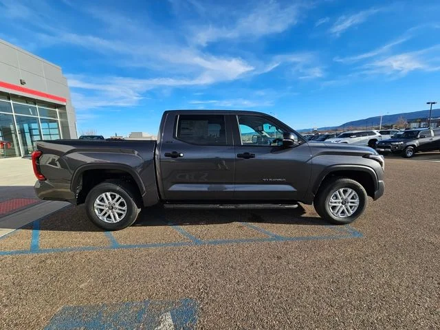 2026 Toyota Tundra SR5 - Photo 4