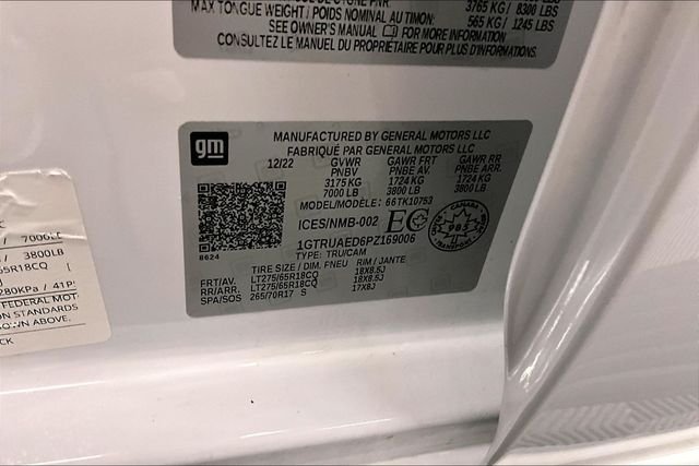 Used 2023 Summit White GMC Pro image 37