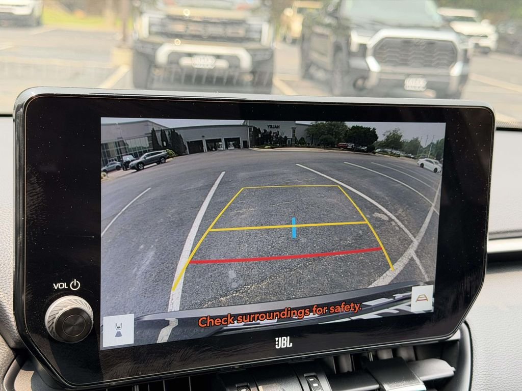 Certified Used 2025  Toyota XLE Premium image 4