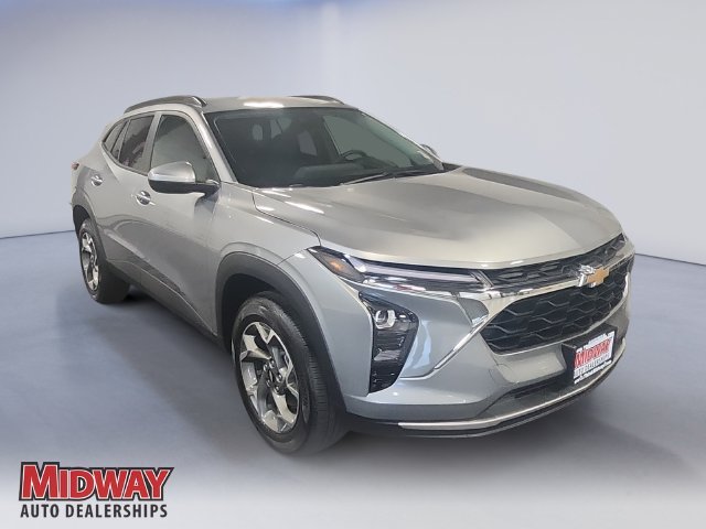 New 2026 Sterling Gray Metallic Chevrolet LT image 7