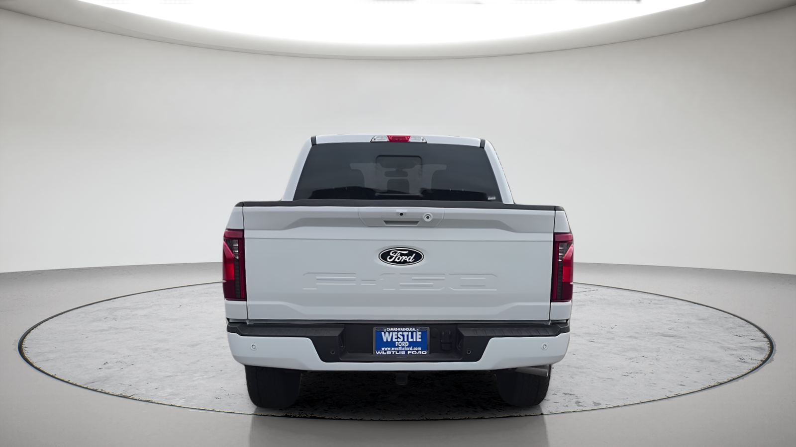 New 2026 Oxford White Ford XLT image 8