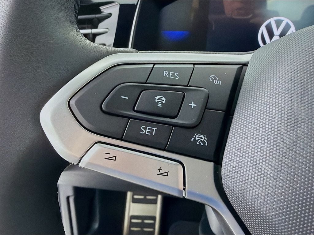 2026 Volkswagen Jetta Sport - Photo 10