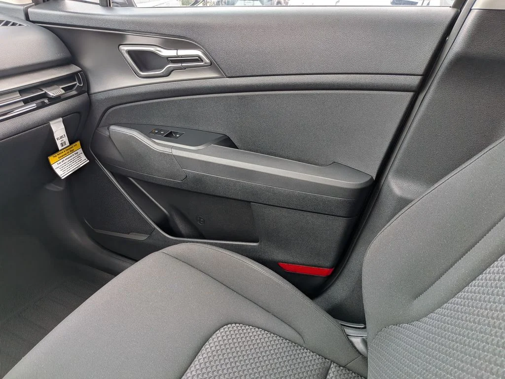 New 2027  Kia LX image 39